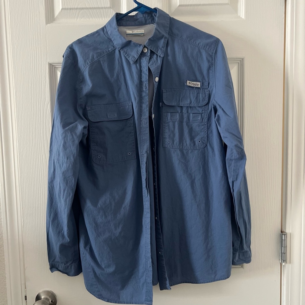 Columbia women’s Lightweight Blue Shirt Jacket